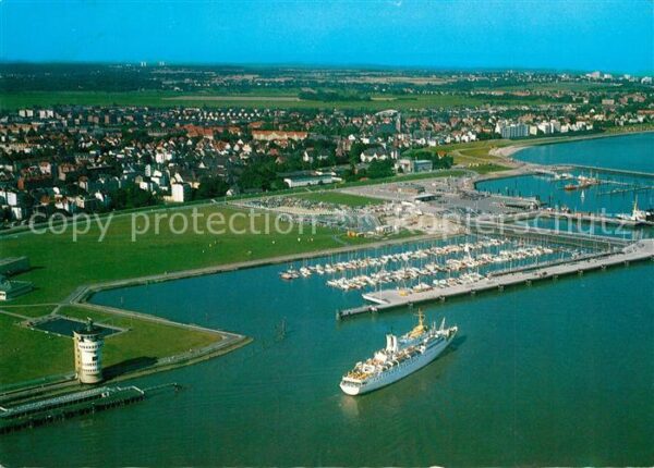 Cuxhaven Nordseebad Neue Seebäderbrücke mit Jachthafen und