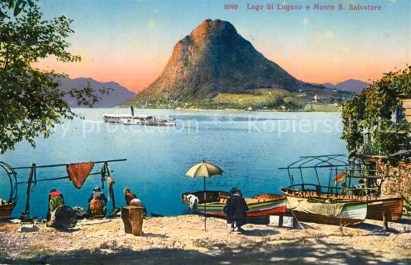 Lago di Lugano TI Strand Boote und Monte S. Salvatore Wäs