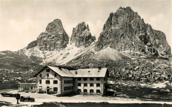 Sellapass Rifugio Passo Sella Dolomiten