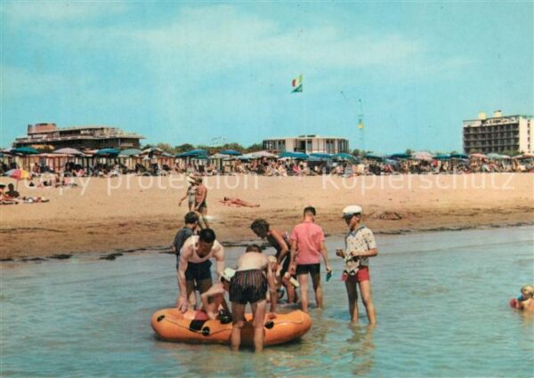 Lignano Pineta Spiaggia Strand Schlauchboot