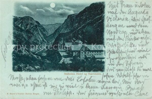 Stalheim Norwegen Hotel og Naerödalen im Mondschein