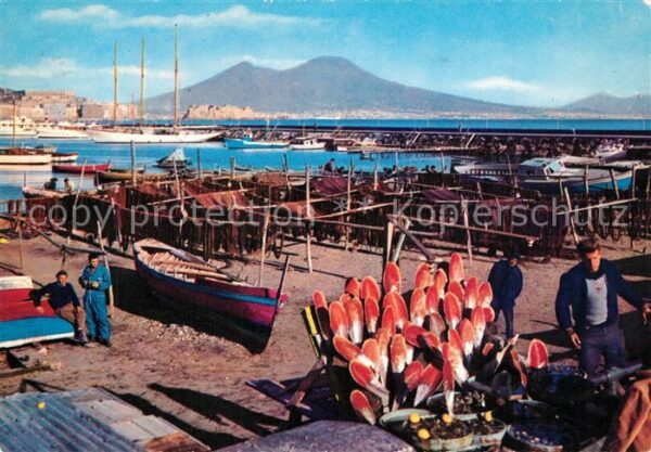 Napoli Neapel Mergellina Hafen Fischer