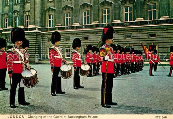Leibgarde Wache Changing of the Guard Buckingham Palace