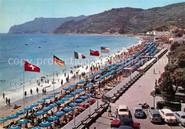 Spotorno Savona Liguria Grande spiaggia Strand Küste