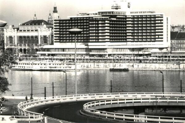 Budapest Hotel Duna Intercontinental an der Dona