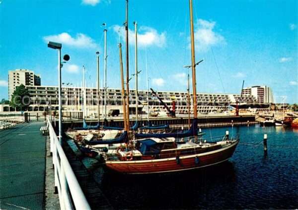 Kiel Olympiazentrum Schilksee Hafen Segelboo