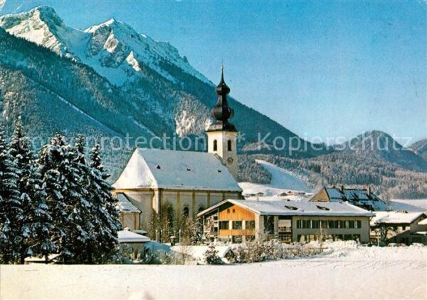 Inzell Kirche mit Rauschenberg