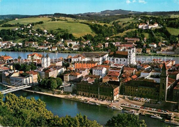 Passau Blick vom Oberhaus auf die Altstadt mit