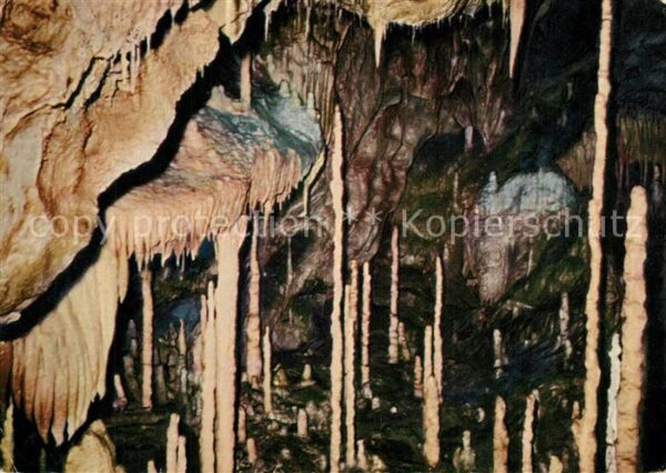 Attendorn Attendorner Tropfsteinhöhle Kerzenhalle
