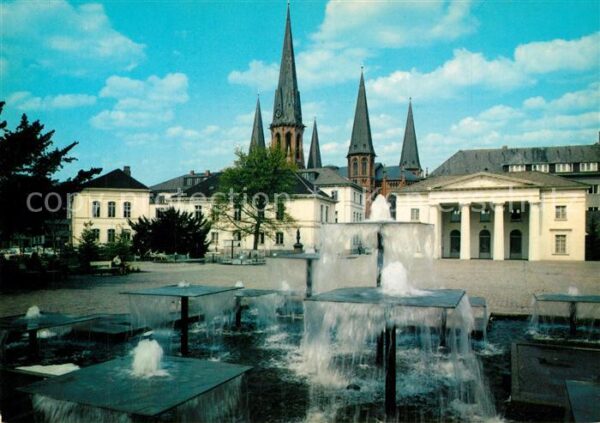 Oldenburg Niedersachsen Schloss Brunnen Wasserspiele Schlosspla
