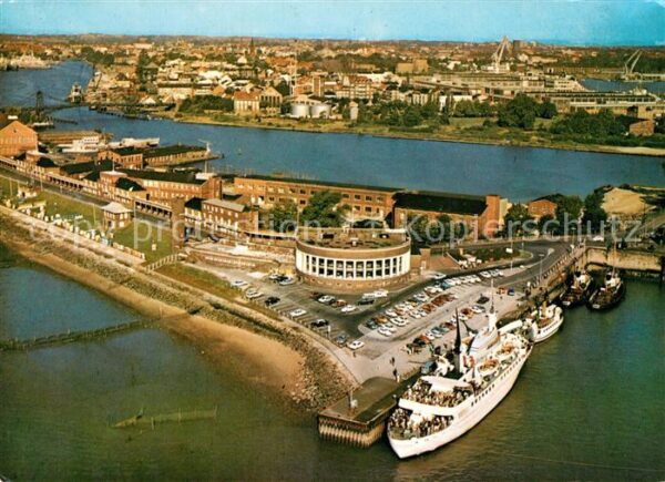 Wilhelmshaven Südstrand mit Strandhalle MS Wilhelmsha