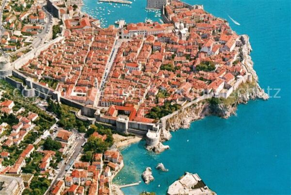 Dubrovnik Ragusa Altstadt Festung Hafen Fliegeraufnahme