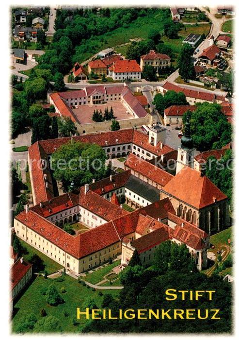 Heiligenkreuz Niederoesterreich Zisterzienser Abtei Stift Heiligenkreuz