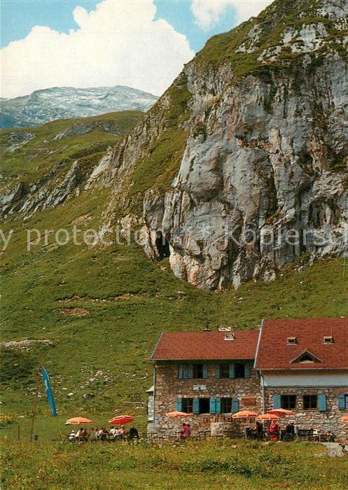 Lech Vorarlberg Ravensburger Hütte mit Schafberg Alpen