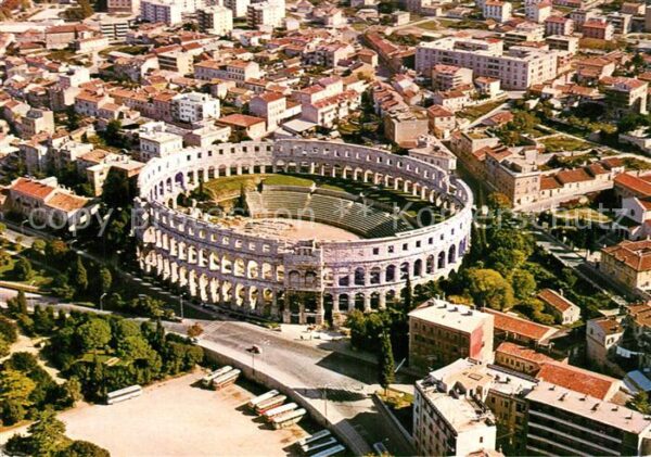 Pola Pula Croatia Fliegeraufnahme Amfiteatar