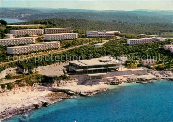 Pola Pula Croatia Turist naselja Zlatne stijene