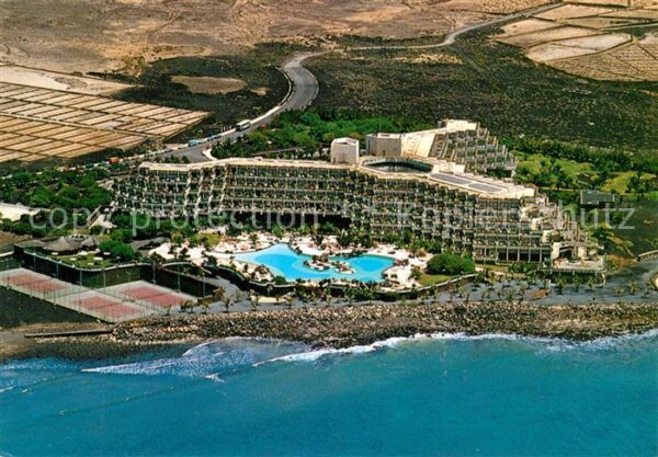 Lanzarote Kanarische Inseln Fliegeraufnahme Hotel Las Salinas