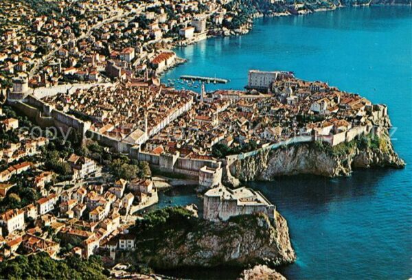 Dubrovnik Ragusa Altstadt Festung Hafen Fliegeraufnahme
