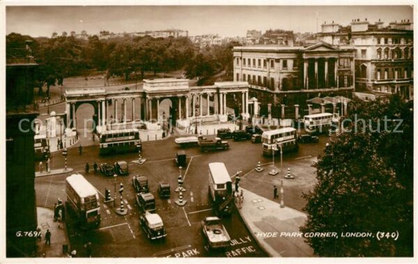 London Hyde Park Corner Valentines Postcard Do