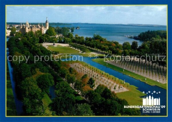 Schwerin Mecklenburg Schlossgarten und Kreuzkanal Fliegerauf