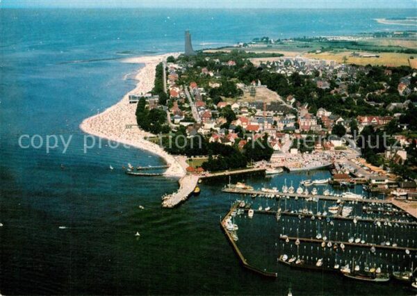 Laboe Ostseebad Hafen Marine Ehrenmal Flieger