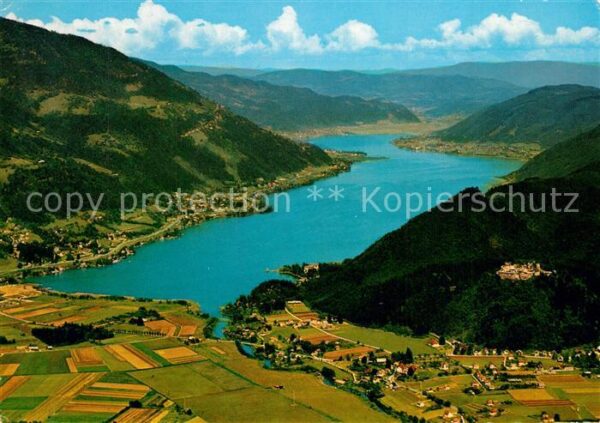 Ossiachersee mit Ruine Landskron