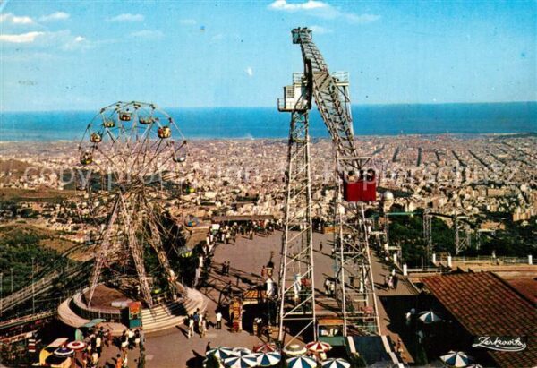 Barcelona Cataluna Tibidabo Parque de Atracciones y ciudad