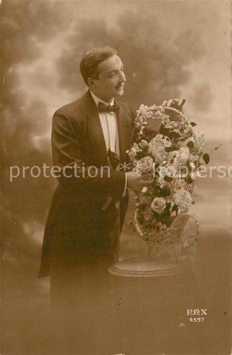 Foto REX Nr. 4597 Mann Blumen