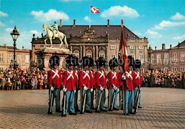 Leibgarde Wache Kopenhagen Schloss Amalienborg Wachtpar