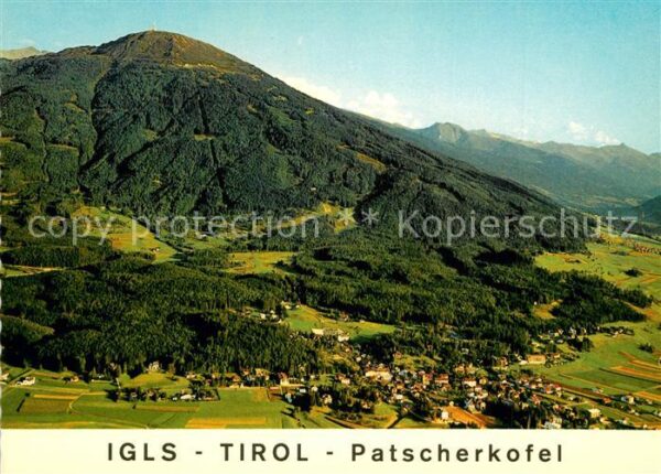 Igls Tirol mit Blick zum Patscherkogel Fliegeraufn