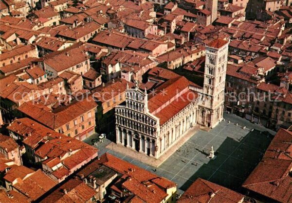 Lucca Chiesa San Michele veduta aerea