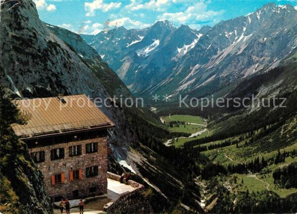 Karwendelhaus Talblick Alpenpanorama