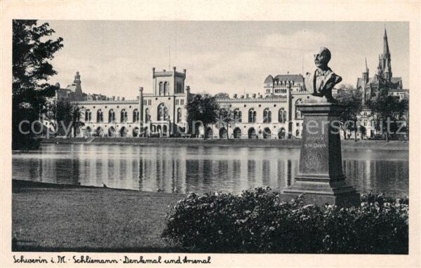 Schwerin Mecklenburg Denkmal Arsenal