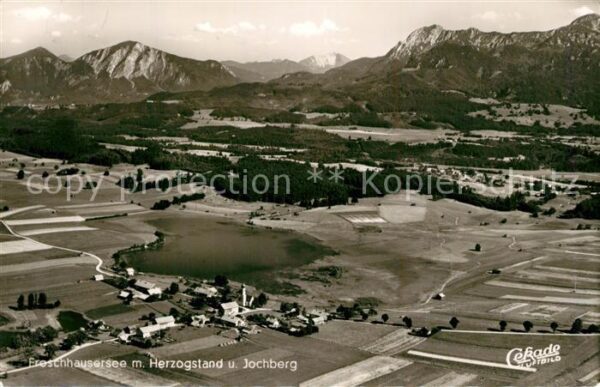 Herzogstand mit Freschhausersee und Jochberg