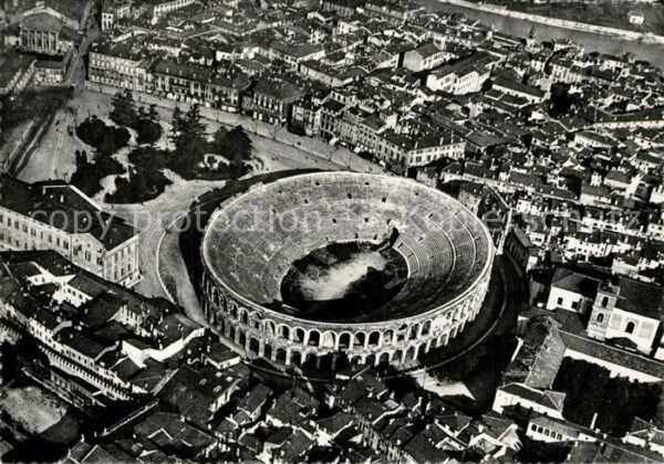 Verona Veneto Fliegeraufnahme mit Arena
