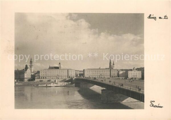 Linz Donau Donauschule Donaubrücke
