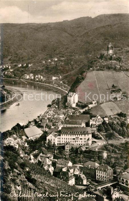 Cochem Mosel Blick von der Seilbahnstation mit Burg