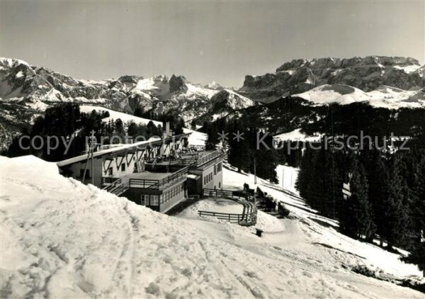 Seiser Alm Dolomiten Restaurant zur Seilbahn