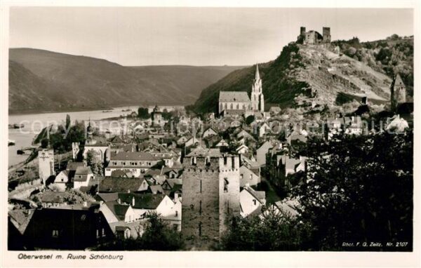 Oberwesel Rhein Panorama mit Ruine Schönburg