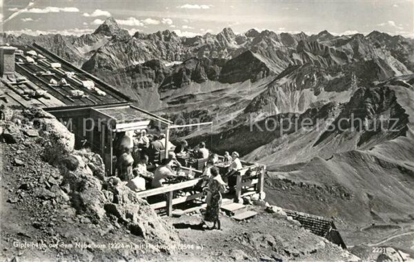 Nebelhorn Gipfelhütte mit Hochvogel Fernsicht Alp