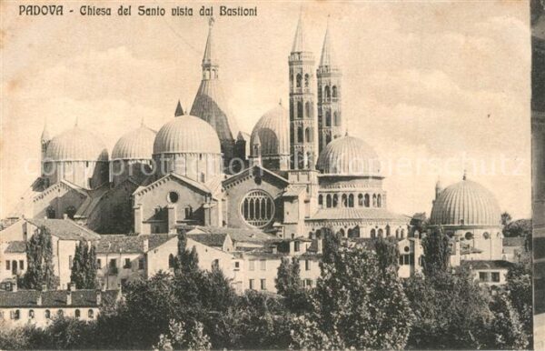 Padova Chiesa del Santo vista dal Bastioni