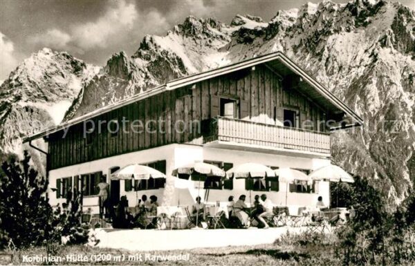 Mittenwald Karwendel Tirol Korbinian Hütte mit Karwendel