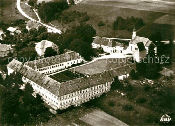 Wessobrunn Jugendkurheim Kloster Wessobrunn Fliege