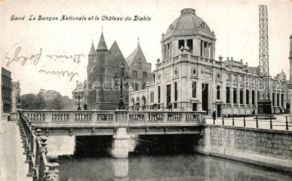 Gand Belgien Banque Nationale et le Chateau du Diabl