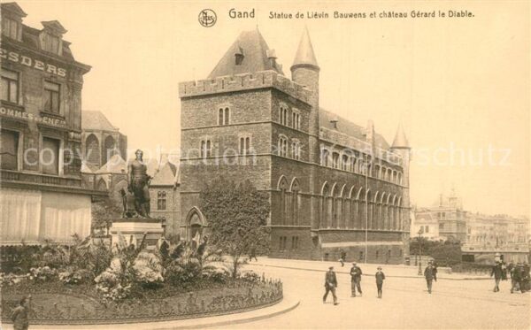 Gand Belgien Statue de Lievin Bauwens et Chateau Gér