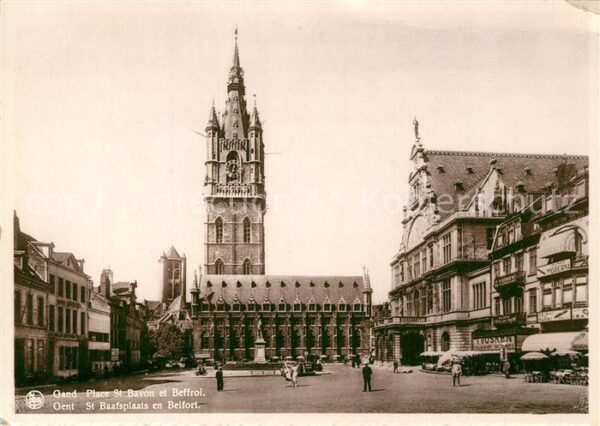 Gand Belgien Place Saint Bavon et le Beffroi