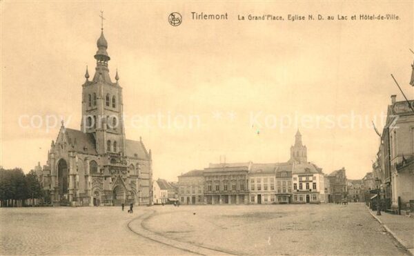 Tirlemont Grand Place Eglise N.D. au Lac et Hotel