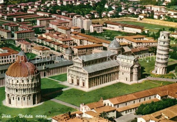Pisa Veduta aerea di Piazza del Miracoli