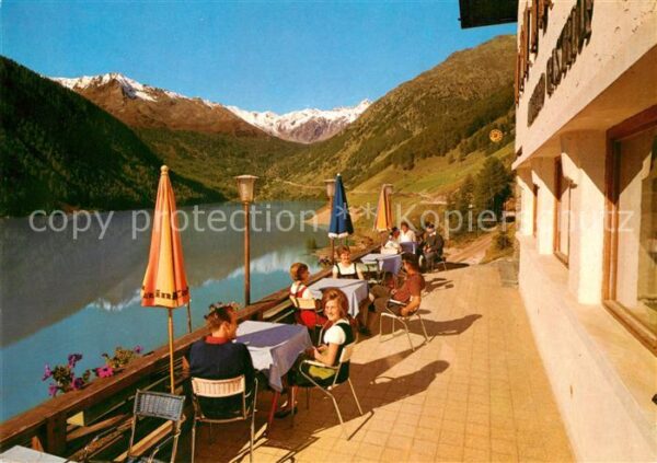 Schnalstal Terrasse des Gasthofes Vernagt am See