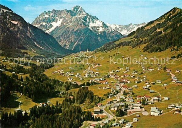 Hirschegg Kleinwalsertal Vorarlberg Mittelberg mit Widderstein Älpelespitze
